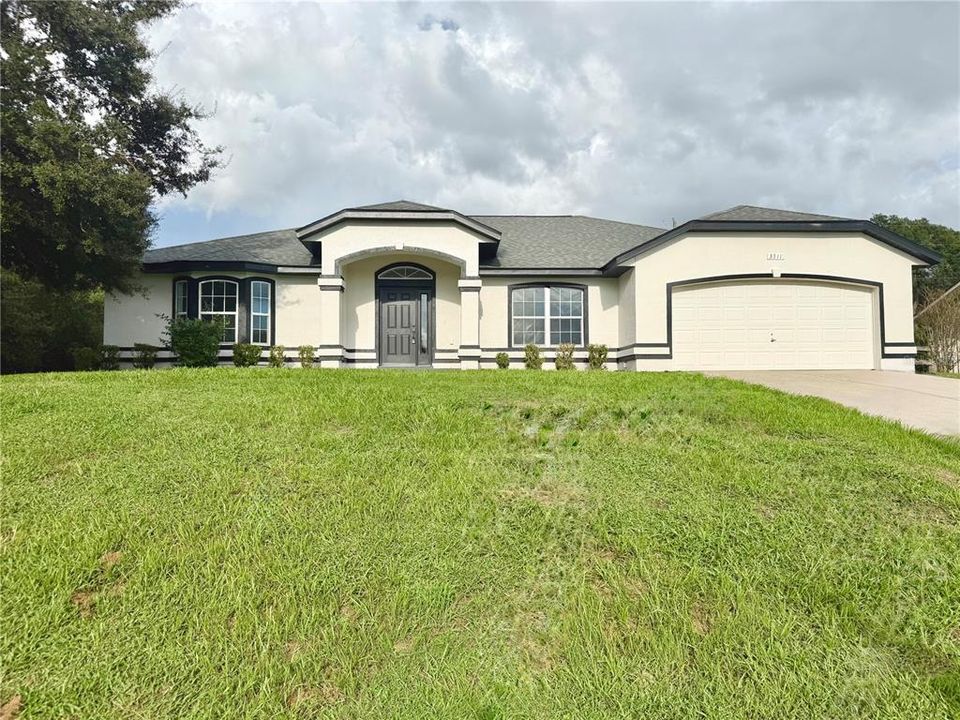 For Sale: $298,900 (4 beds, 3 baths, 2585 Square Feet)