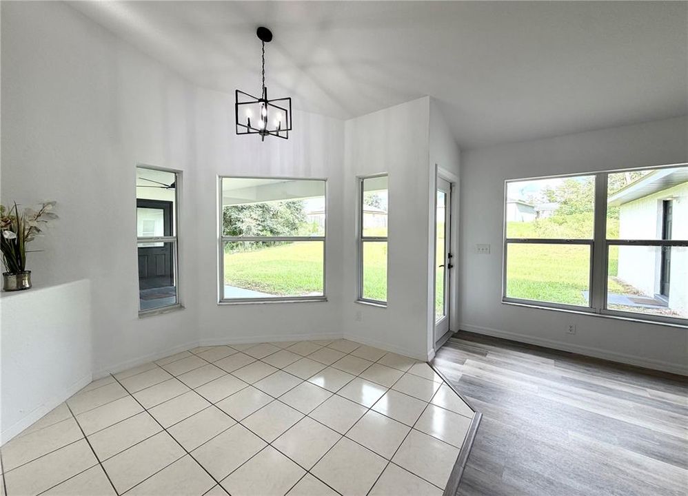 For Sale: $298,900 (4 beds, 3 baths, 2585 Square Feet)