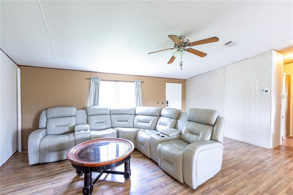 For Sale: $239,900 (4 beds, 2 baths, 2240 Square Feet)
