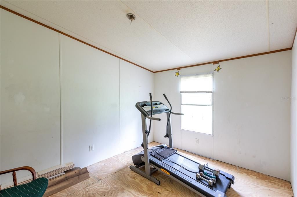 For Sale: $239,900 (4 beds, 2 baths, 2240 Square Feet)