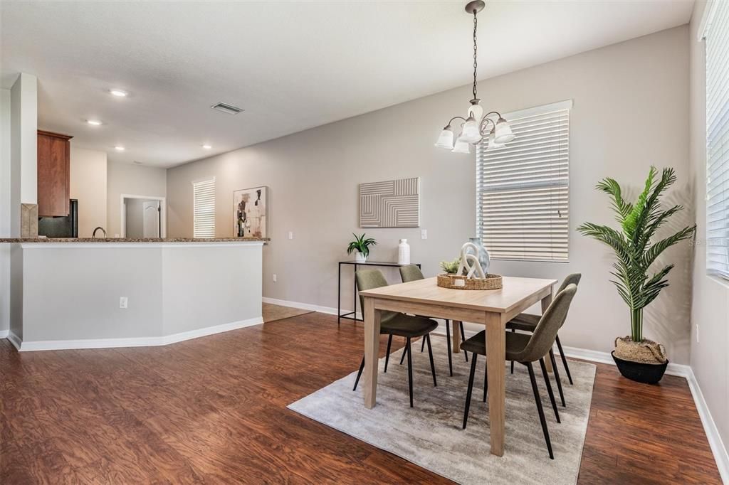 For Rent: $2,000 (3 beds, 2 baths, 1448 Square Feet)