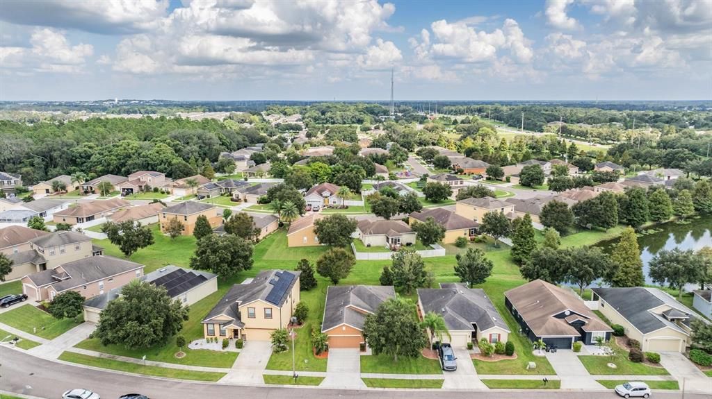 For Rent: $2,000 (3 beds, 2 baths, 1448 Square Feet)