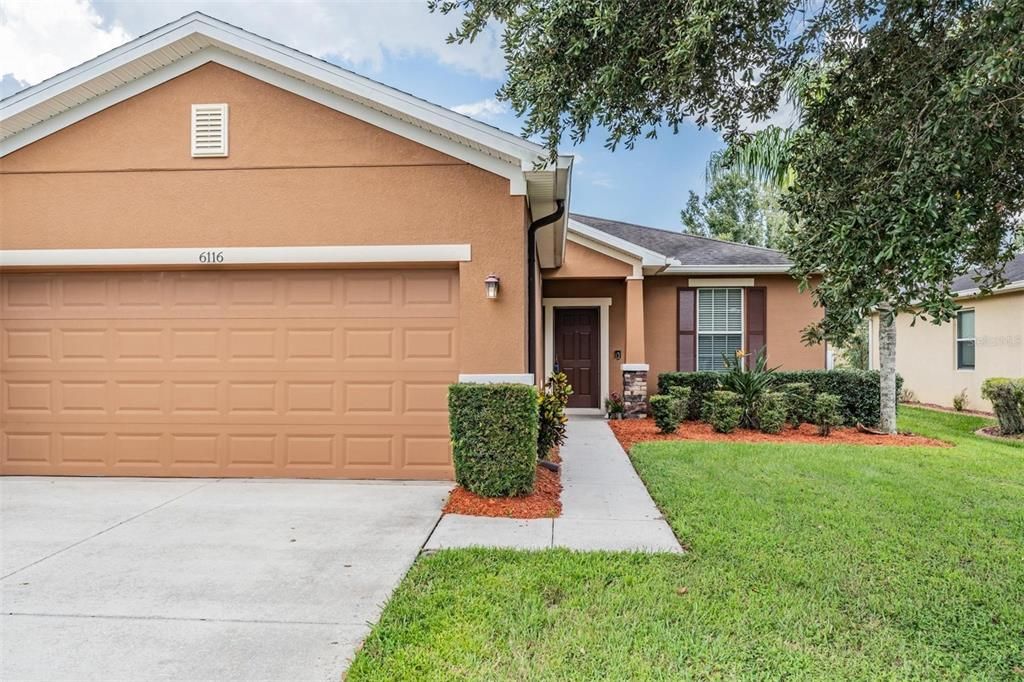 For Rent: $2,000 (3 beds, 2 baths, 1448 Square Feet)