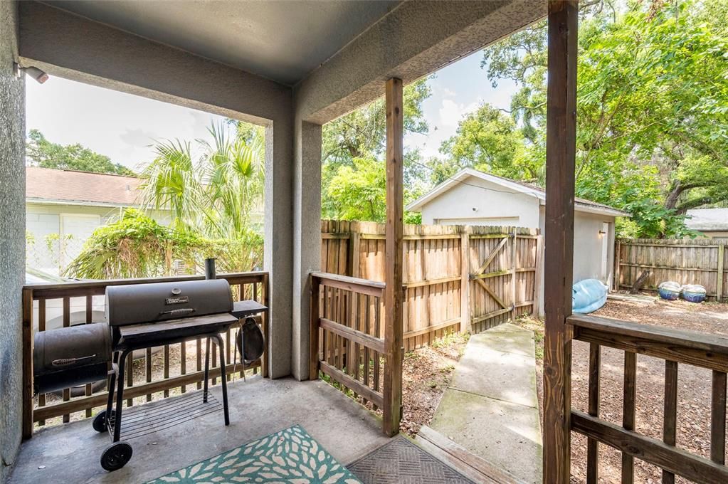 В аренду: $2,600 (3 спален, 2 ванн, 1402 Квадратных фут)
