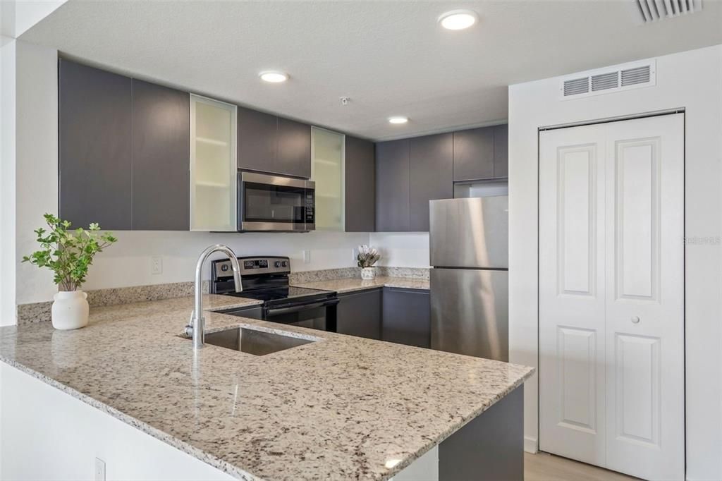 En Venta: $229,900 (1 camas, 1 baños, 750 Pies cuadrados)
