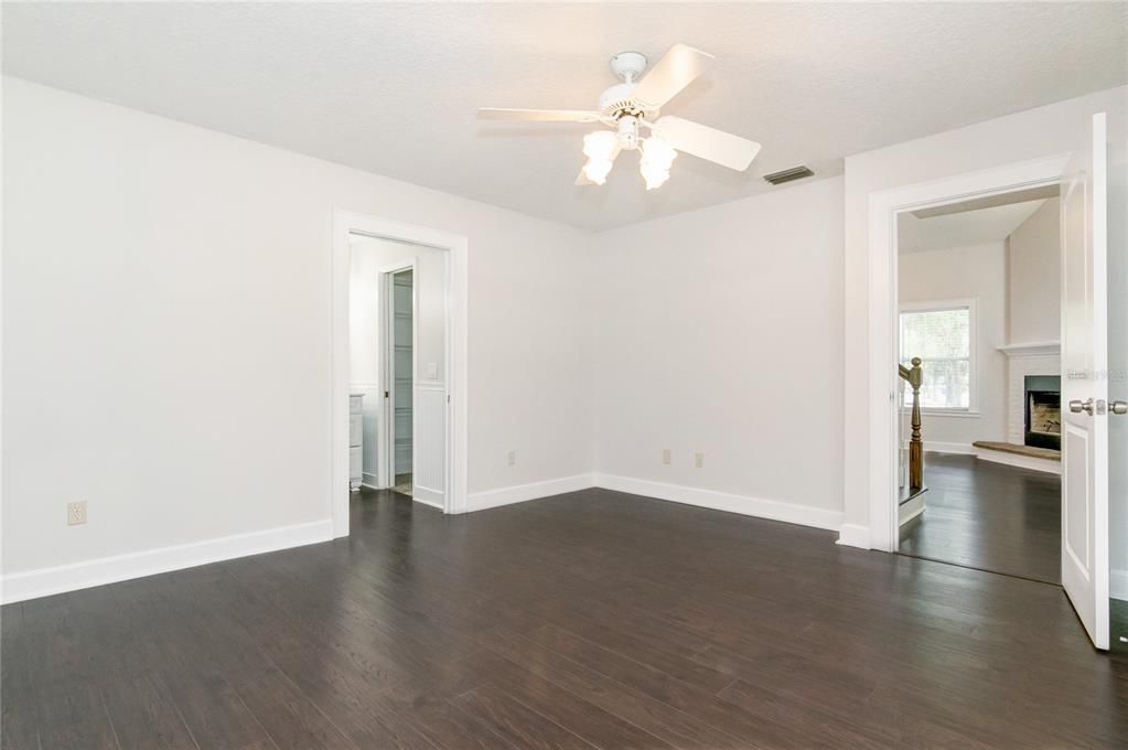 For Rent: $2,395 (3 beds, 3 baths, 1730 Square Feet)