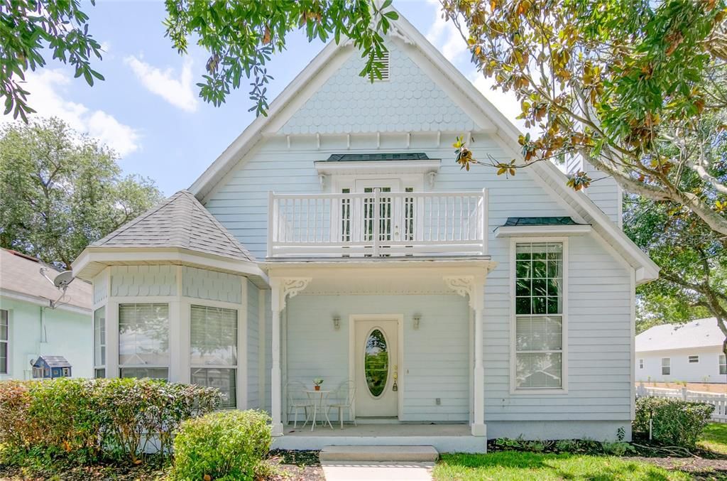 For Rent: $2,395 (3 beds, 3 baths, 1730 Square Feet)