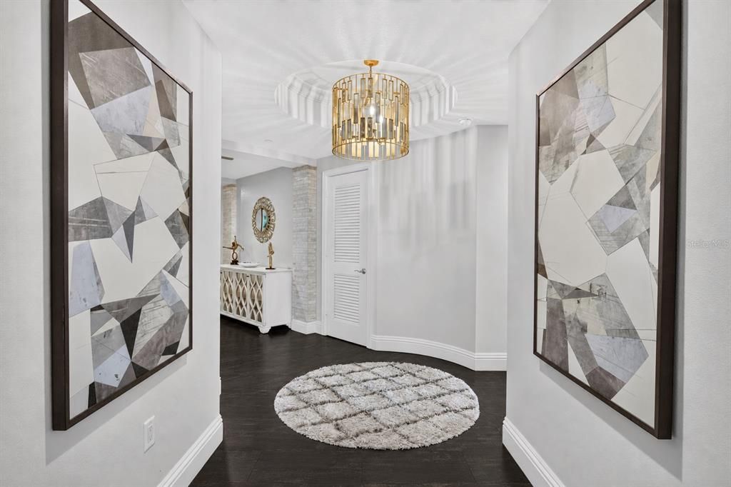 For Sale: $2,790,000 (3 beds, 2 baths, 2181 Square Feet)