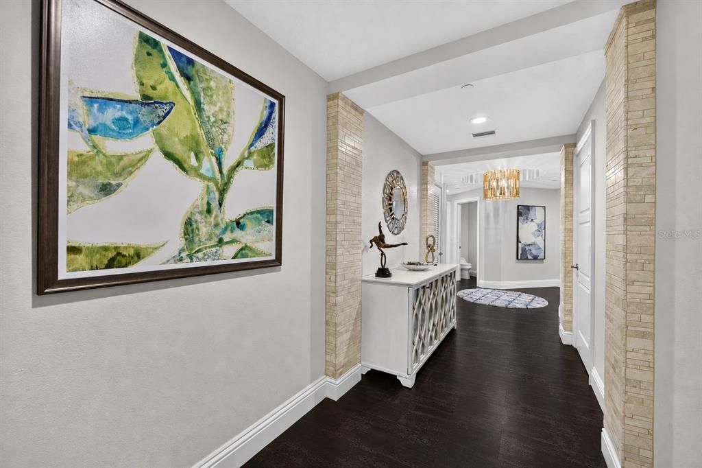 For Sale: $2,790,000 (3 beds, 2 baths, 2181 Square Feet)