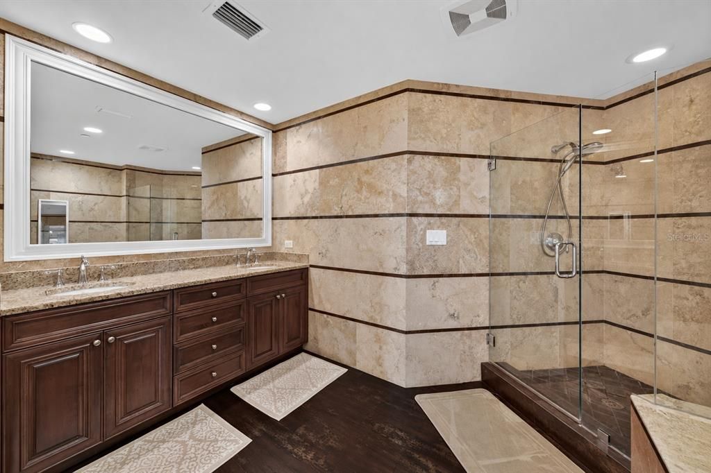 For Sale: $2,790,000 (3 beds, 2 baths, 2181 Square Feet)