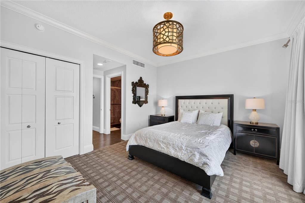 For Sale: $2,790,000 (3 beds, 2 baths, 2181 Square Feet)