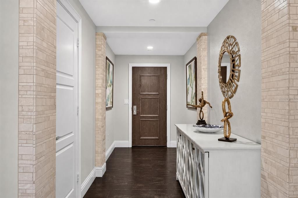 For Sale: $2,790,000 (3 beds, 2 baths, 2181 Square Feet)