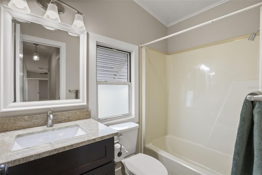 For Sale: $235,000 (3 beds, 2 baths, 1344 Square Feet)