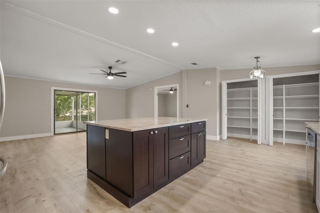 For Sale: $235,000 (3 beds, 2 baths, 1344 Square Feet)