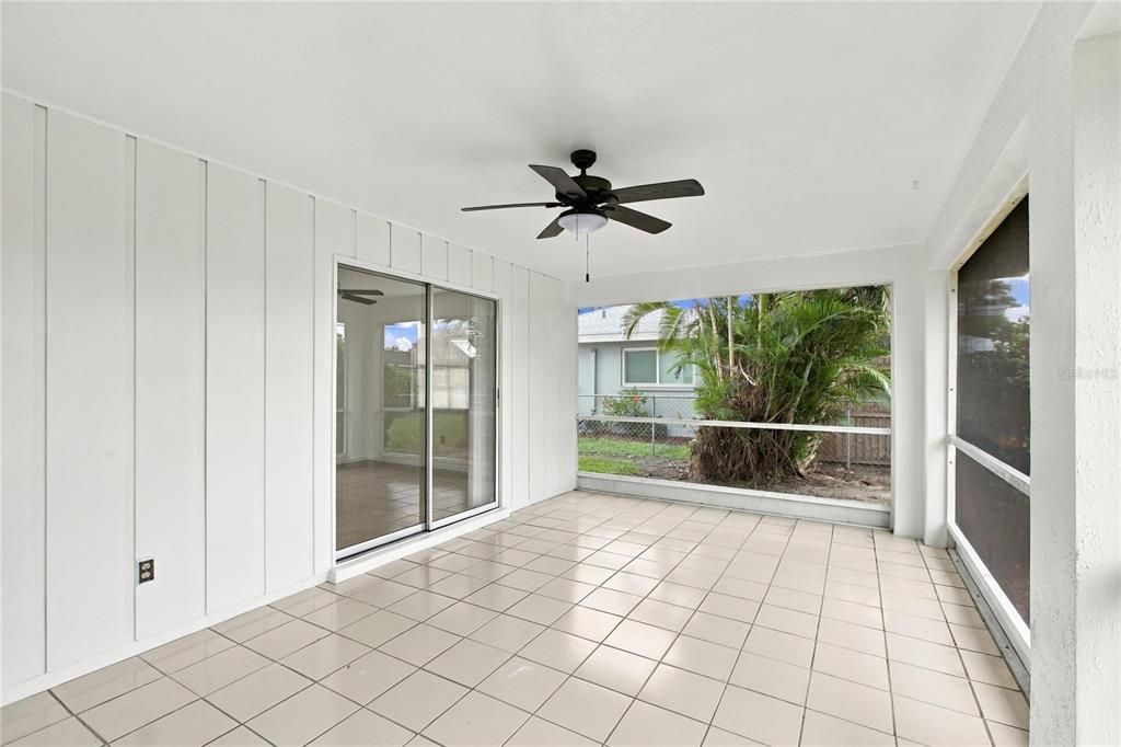 En Venta: $389,900 (3 camas, 2 baños, 1648 Pies cuadrados)