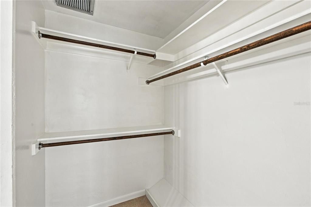En Venta: $389,900 (3 camas, 2 baños, 1648 Pies cuadrados)
