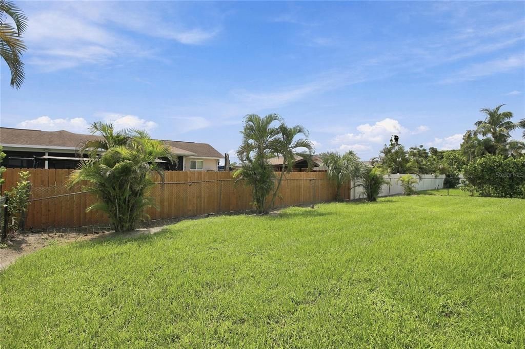 En Venta: $389,900 (3 camas, 2 baños, 1648 Pies cuadrados)