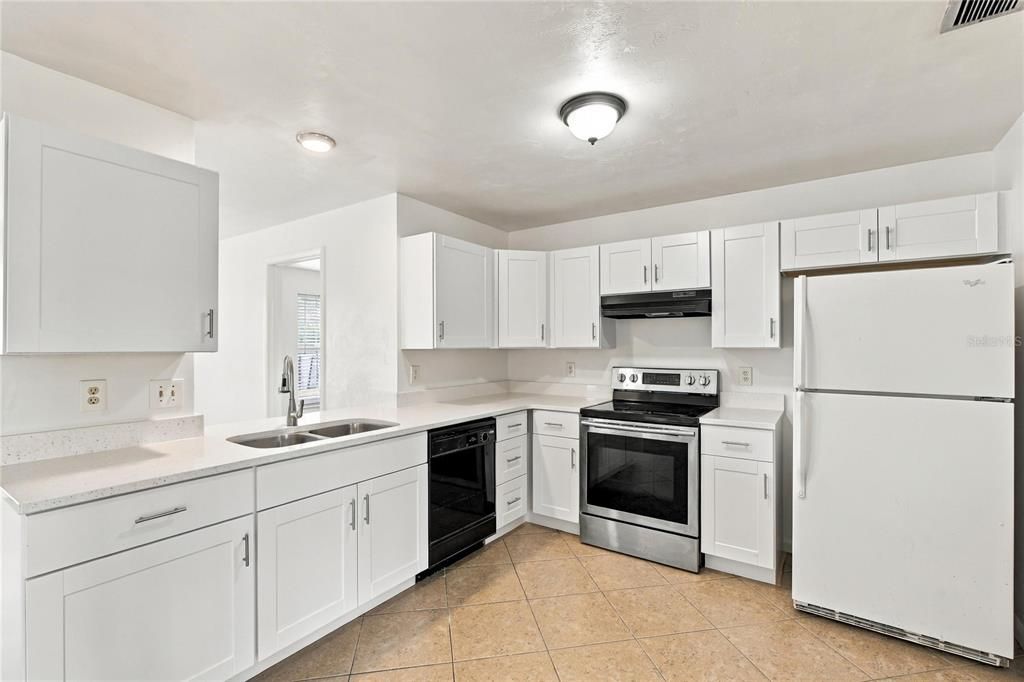 En Venta: $389,900 (3 camas, 2 baños, 1648 Pies cuadrados)