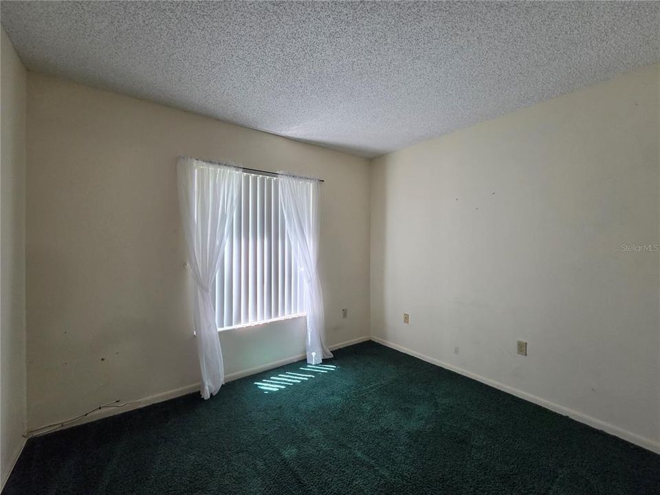 For Sale: $145,000 (2 beds, 2 baths, 1038 Square Feet)