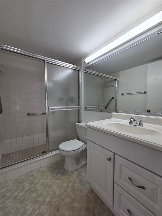 For Sale: $145,000 (2 beds, 2 baths, 1038 Square Feet)
