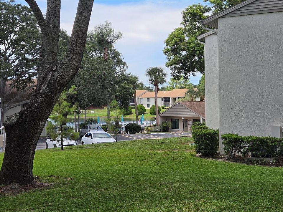 For Sale: $145,000 (2 beds, 2 baths, 1038 Square Feet)