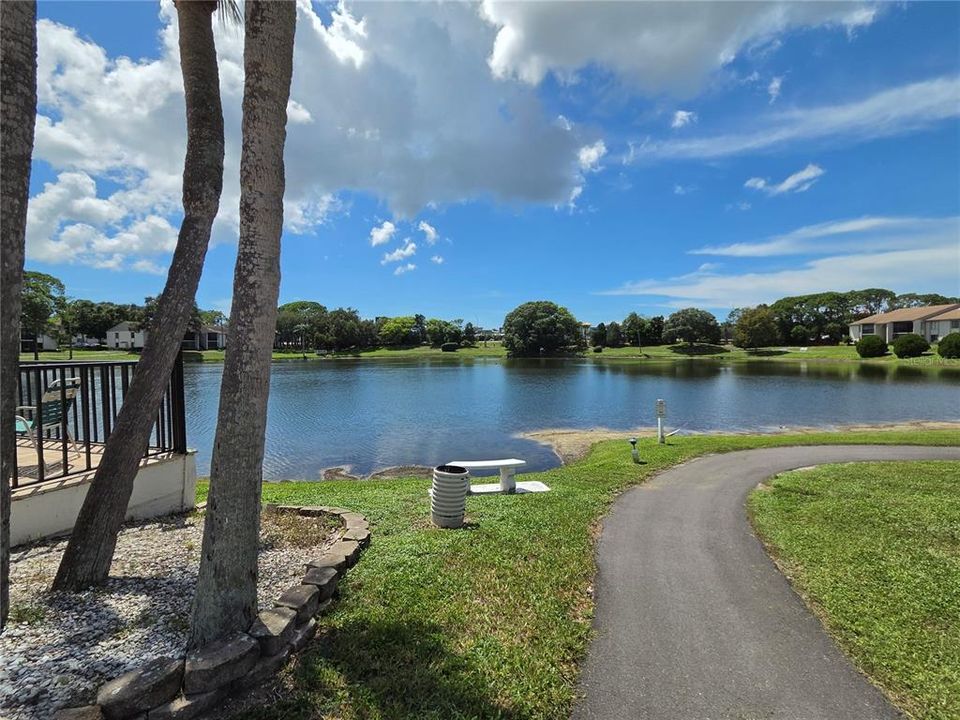 For Sale: $145,000 (2 beds, 2 baths, 1038 Square Feet)