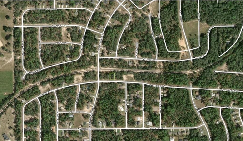 En Venta: $16,400 (0.23 acres)