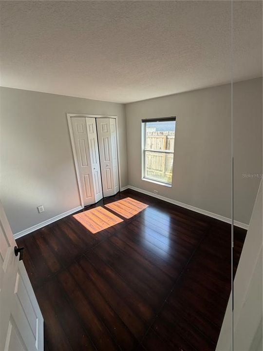 For Rent: $2,400 (4 beds, 2 baths, 1393 Square Feet)