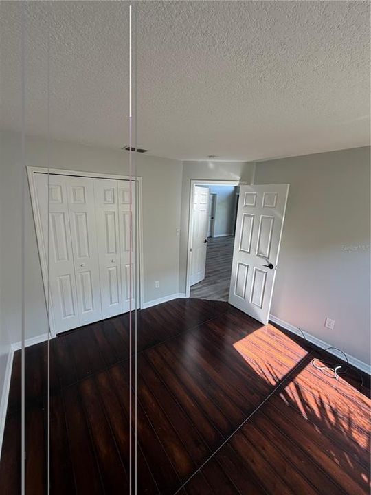 For Rent: $2,400 (4 beds, 2 baths, 1393 Square Feet)