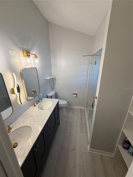 For Rent: $2,400 (4 beds, 2 baths, 1393 Square Feet)