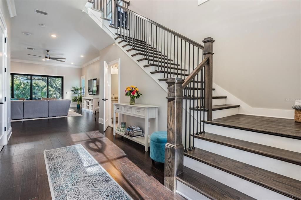For Sale: $2,100,000 (5 beds, 5 baths, 3723 Square Feet)