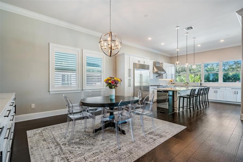 For Sale: $2,100,000 (5 beds, 5 baths, 3723 Square Feet)