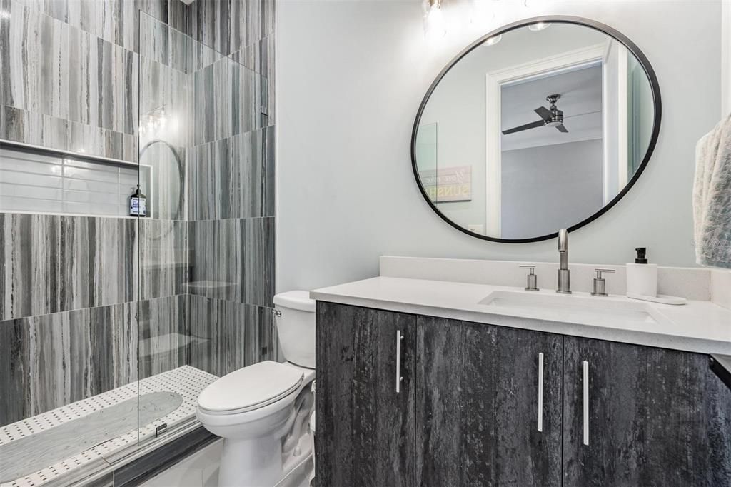 For Sale: $2,100,000 (5 beds, 5 baths, 3723 Square Feet)