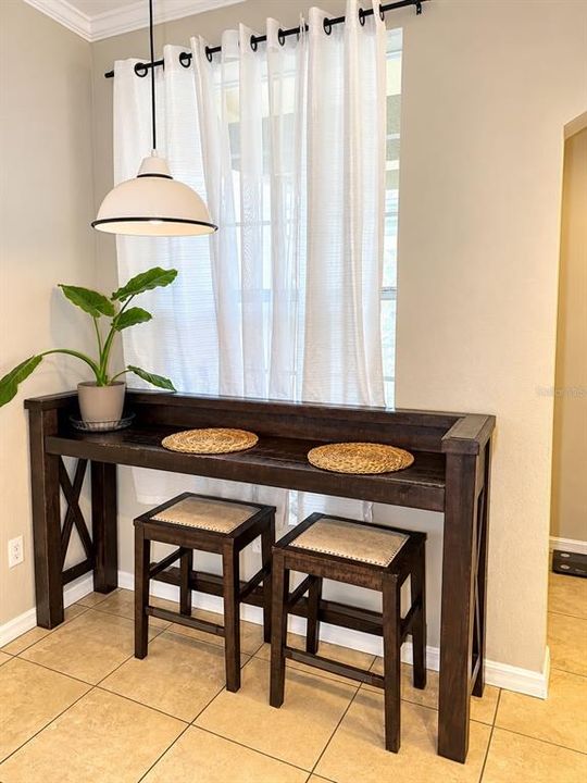 For Rent: $2,200 (2 beds, 2 baths, 1272 Square Feet)