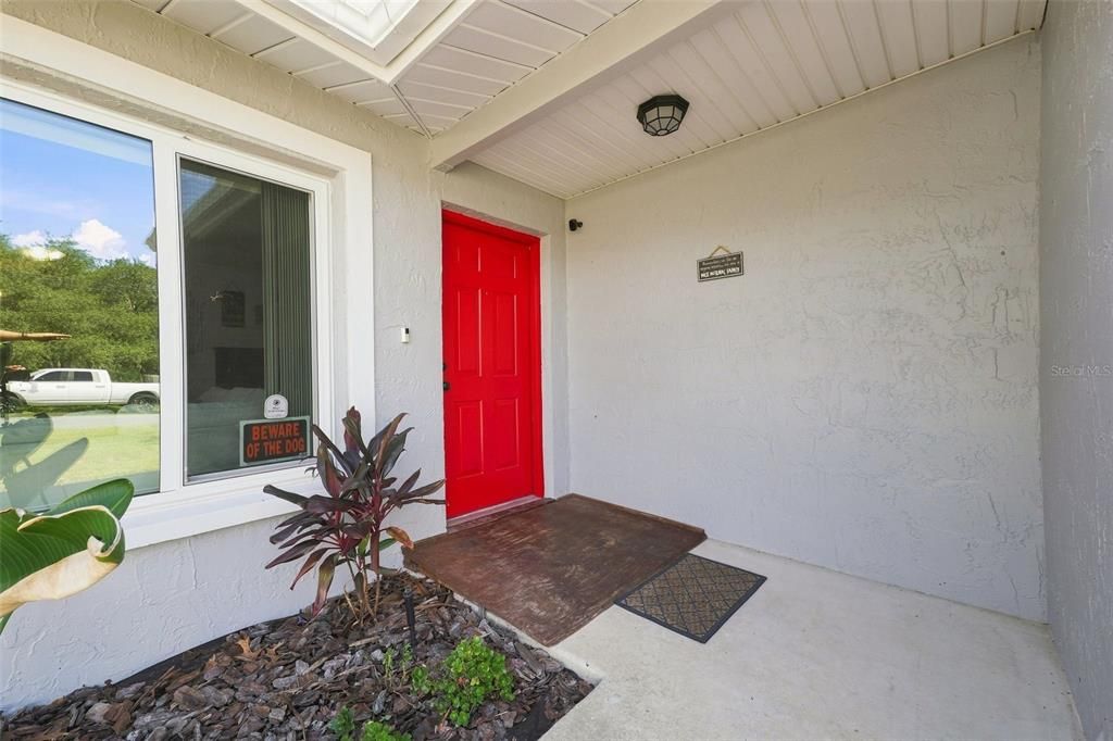 For Sale: $320,000 (3 beds, 2 baths, 1655 Square Feet)