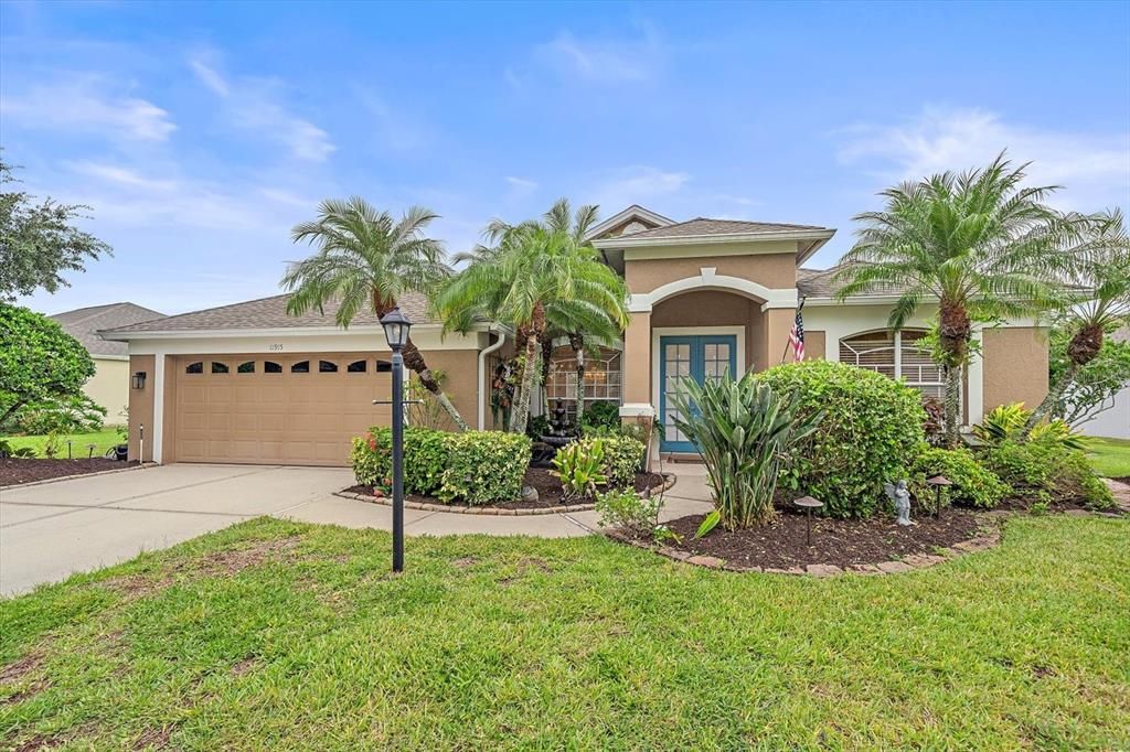 For Sale: $629,000 (3 beds, 2 baths, 2170 Square Feet)