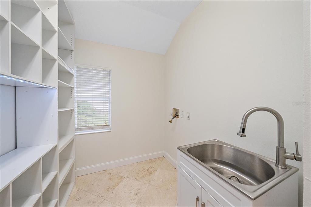 For Sale: $629,000 (3 beds, 2 baths, 2170 Square Feet)