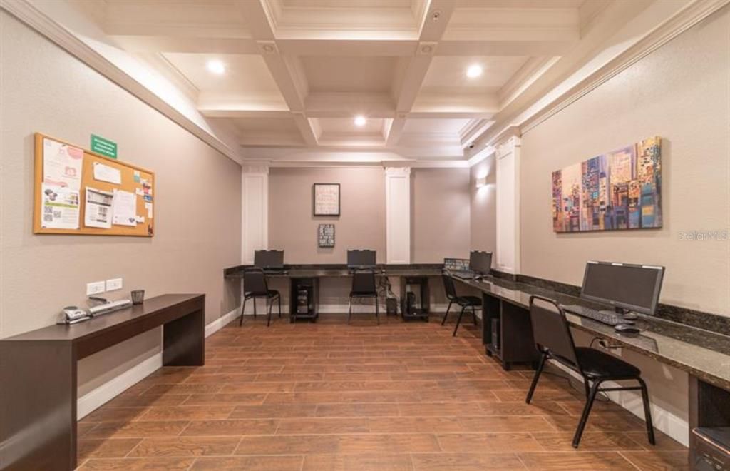 For Rent: $2,100 (3 beds, 2 baths, 1453 Square Feet)