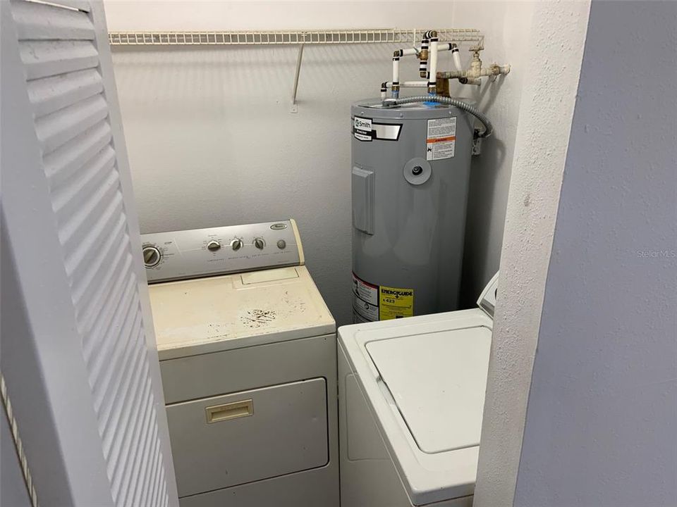 For Rent: $1,290 (1 beds, 1 baths, 760 Square Feet)