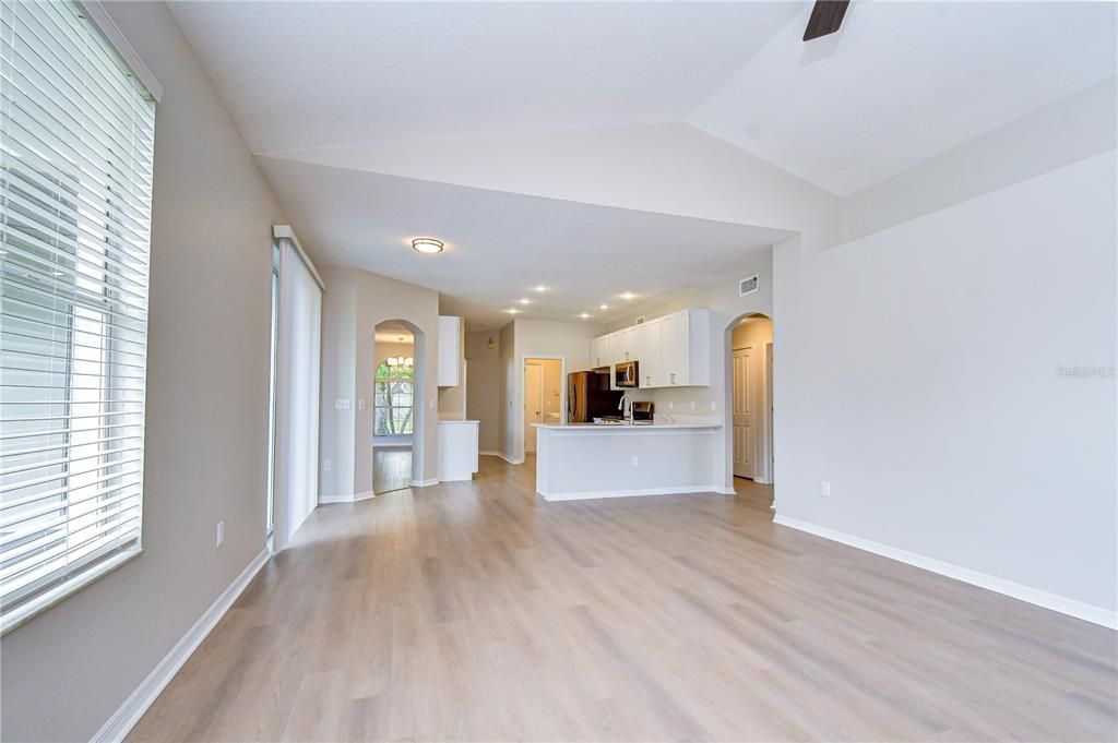 For Rent: $2,795 (4 beds, 3 baths, 2222 Square Feet)