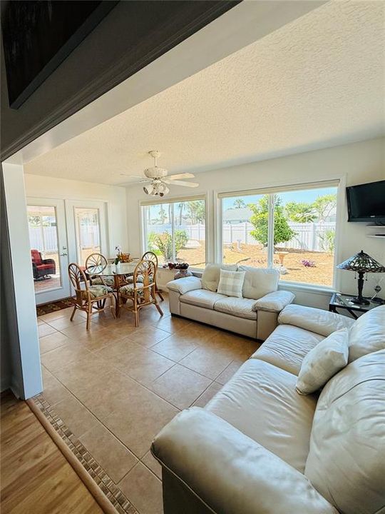Activo con contrato: $514,990 (3 camas, 2 baños, 1622 Pies cuadrados)