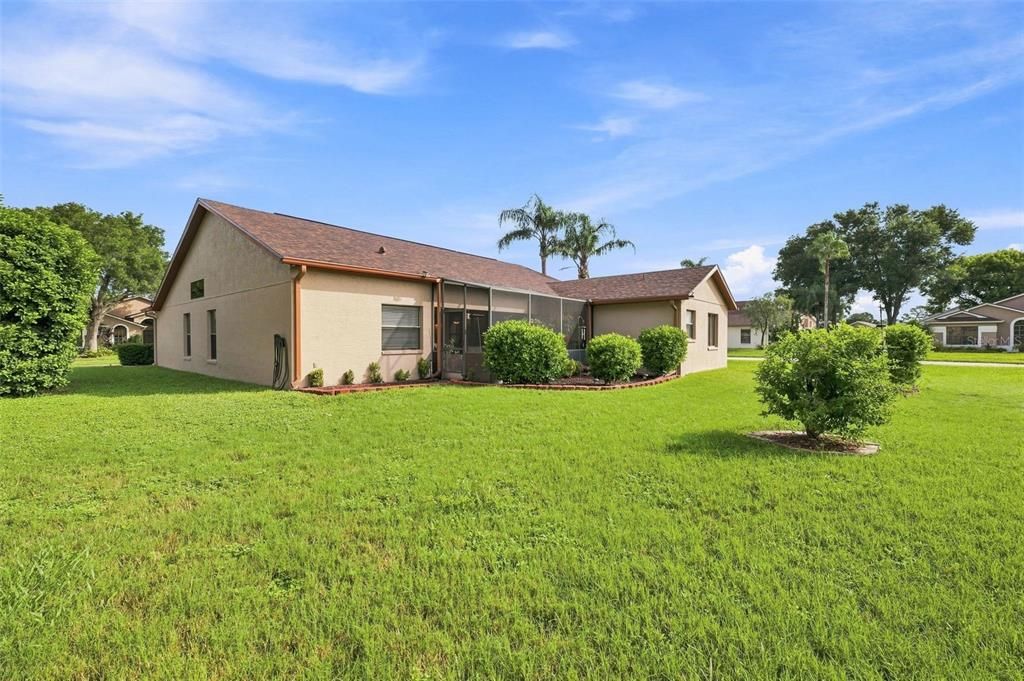 En Venta: $330,000 (3 camas, 2 baños, 1992 Pies cuadrados)