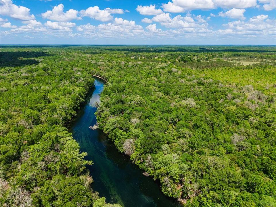 На продажу: $4,399,000 (391.00 acres)