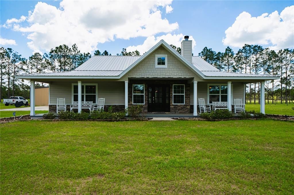 На продажу: $4,399,000 (391.00 acres)