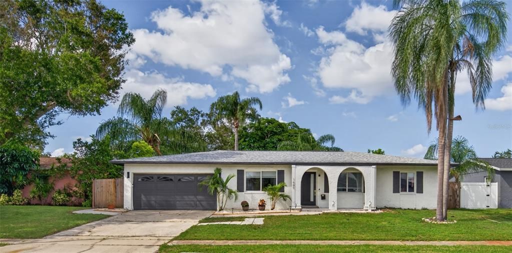 En Venta: $629,000 (3 camas, 2 baños, 1408 Pies cuadrados)