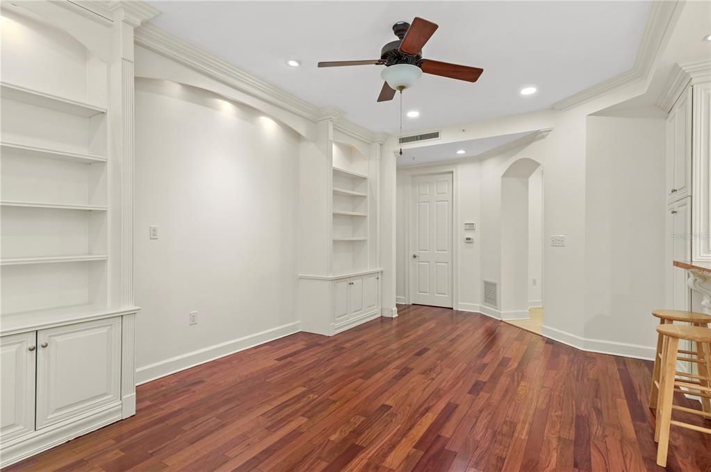 For Rent: $9,500 (3 beds, 3 baths, 2714 Square Feet)
