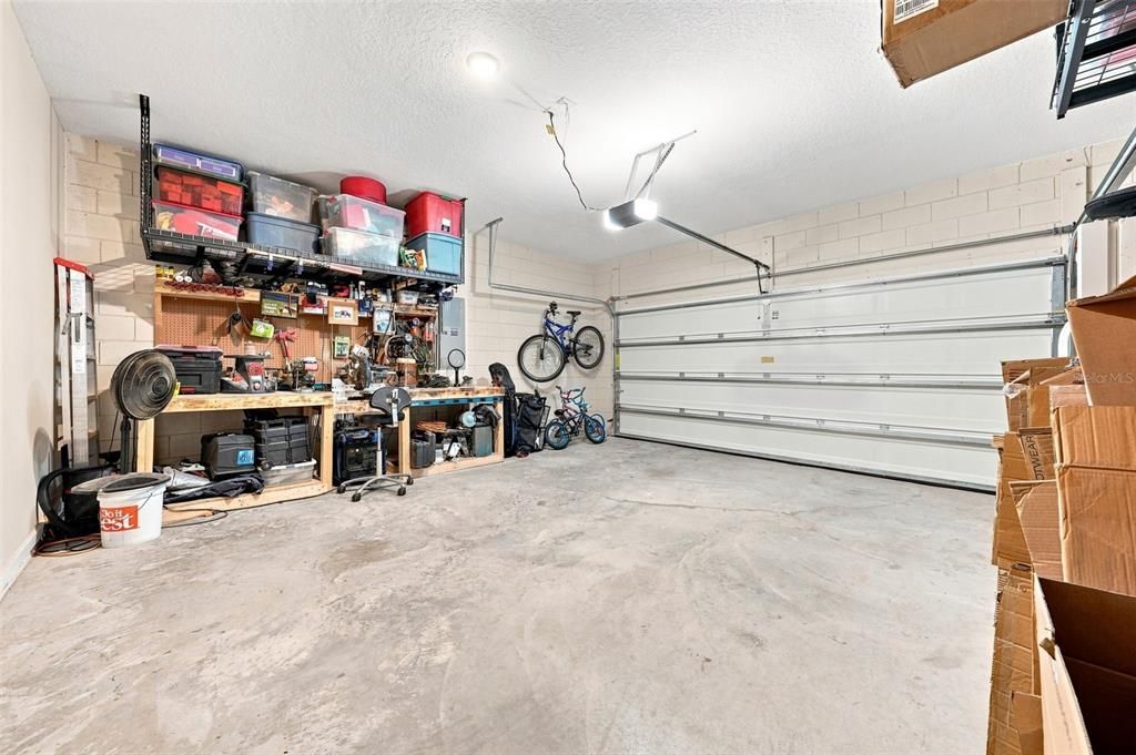 En Venta: $340,000 (4 camas, 2 baños, 1726 Pies cuadrados)