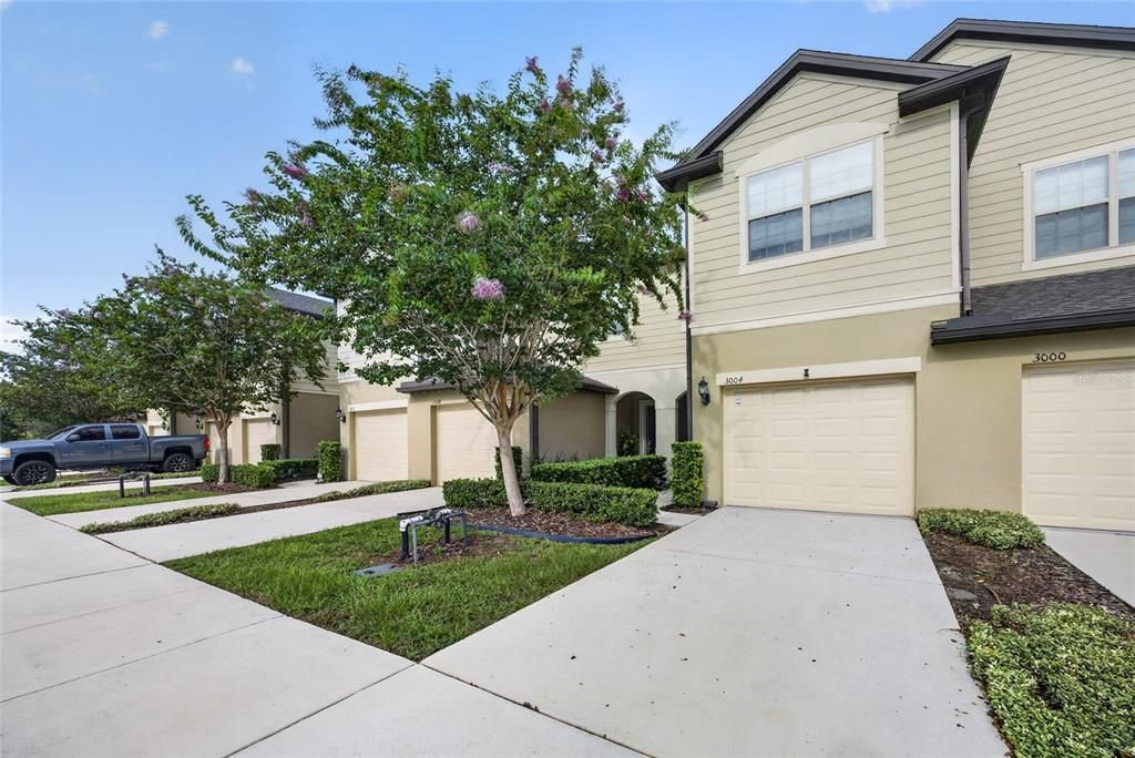 For Rent: $2,350 (3 beds, 2 baths, 1667 Square Feet)
