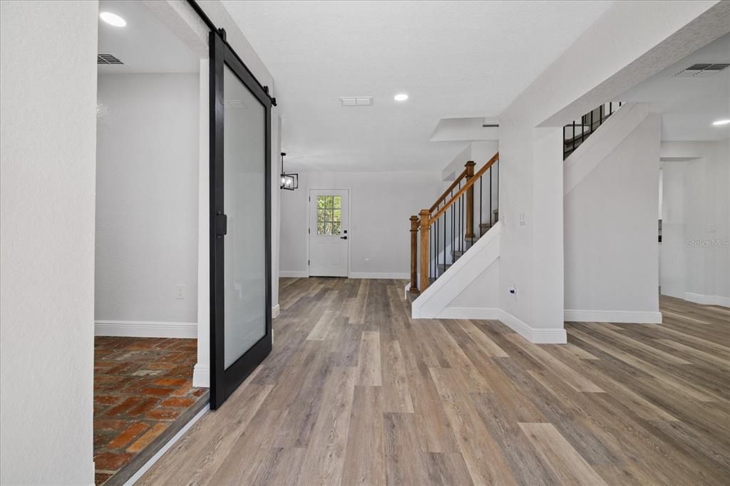 For Sale: $517,900 (5 beds, 3 baths, 2411 Square Feet)