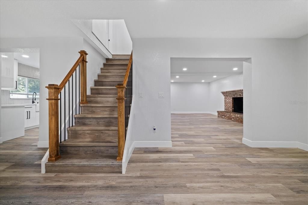 For Sale: $517,900 (5 beds, 3 baths, 2411 Square Feet)